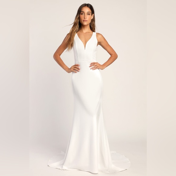 Lulus Long-Lasting Love Ivory Lace V-Neck Mermaid Wedding Dress - Picture 3 of 10